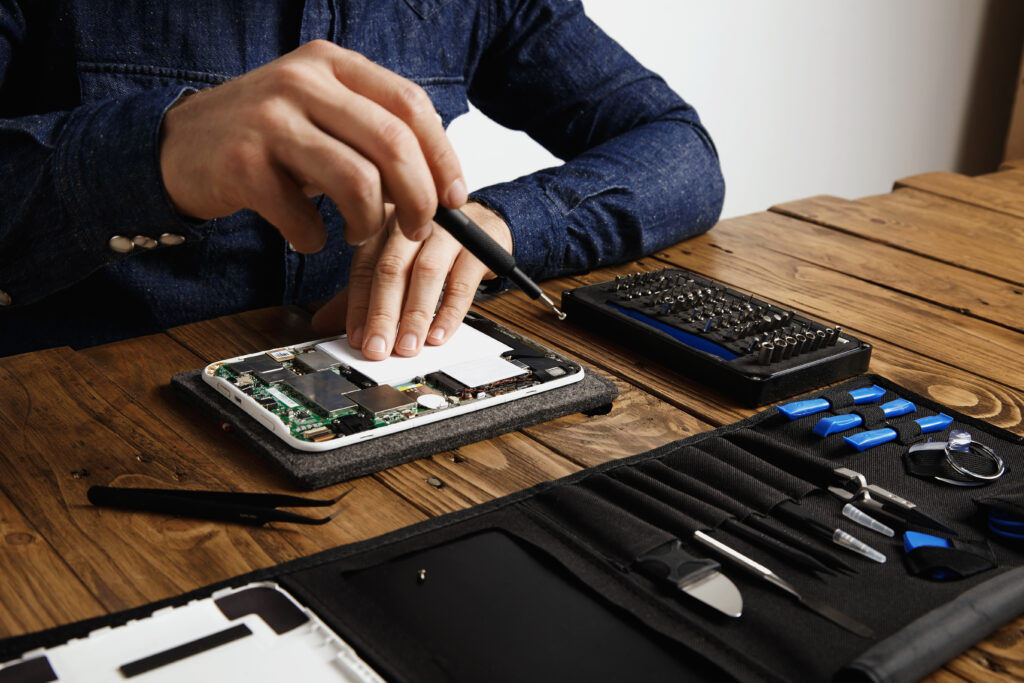 Curso de Manutenção em Aparelho Celulares em Uberaba. O mercado de tecnologia e smartphones está em constante evolução